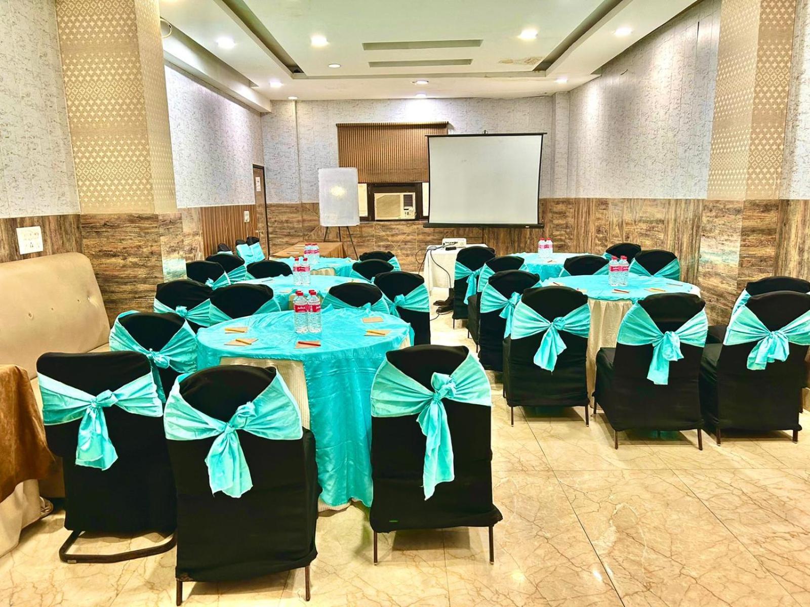 The Tomar Hospitality Ξενοδοχείο Νέο Δελχί Εξωτερικό φωτογραφία